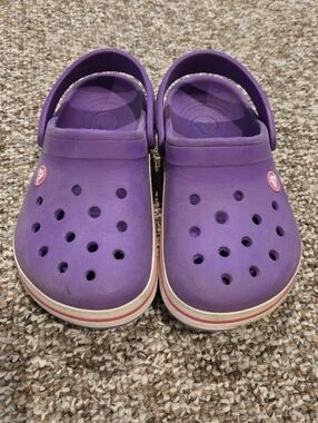 Kids Crocs Size J2